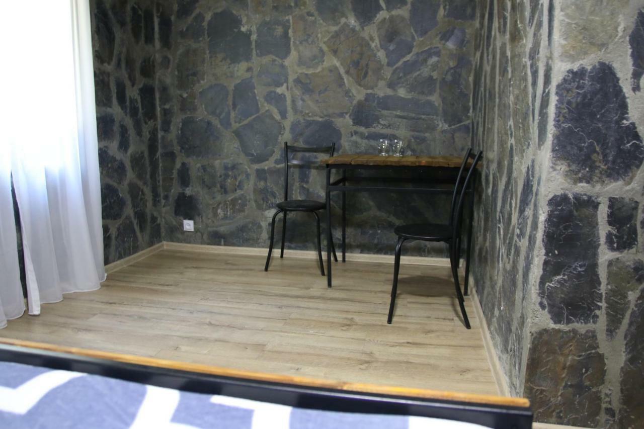 Hotel Complex Nabadi Omalo Extérieur photo