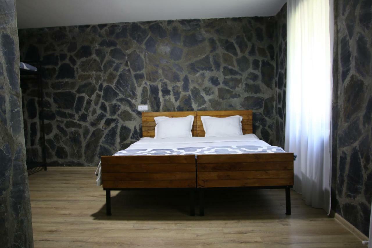 Hotel Complex Nabadi Omalo Extérieur photo